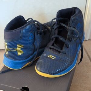 Under Armour Steph Curry 6 Blue Sneakers Shoes Size 3 Warriors Basketball
